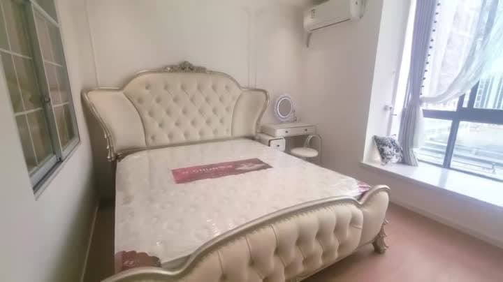 Langao Road, Xintiyu Square, 1bd