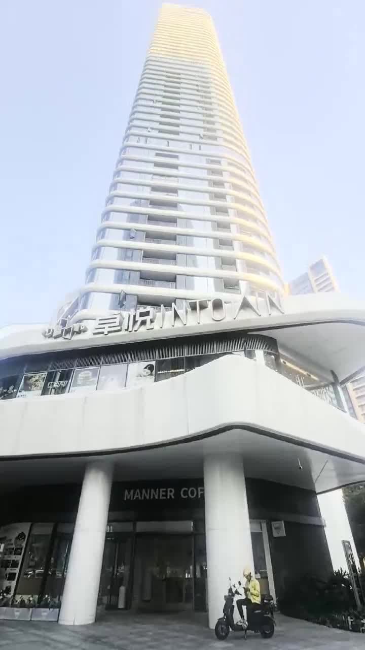 치엔하이완역, 치엔하이 1호, 쓰리룸