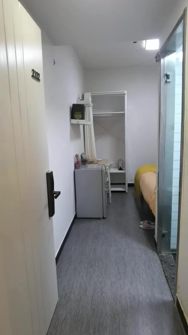 隆昌路站，青果公寓上海隆昌路地铁站店，1居