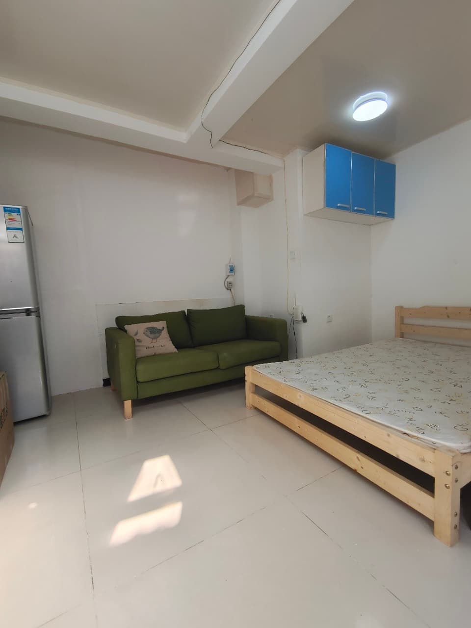 Dongzhimen Station, 1bd