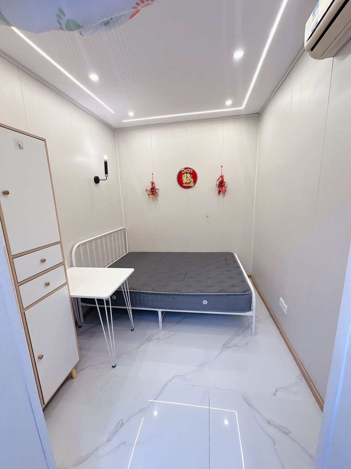 Xisi Station, Zhuwei Bo Hutong, 1bd