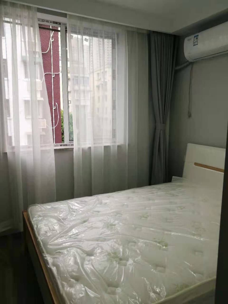 Hongqiao Road Station, No.99 Changshun Road, 2bds