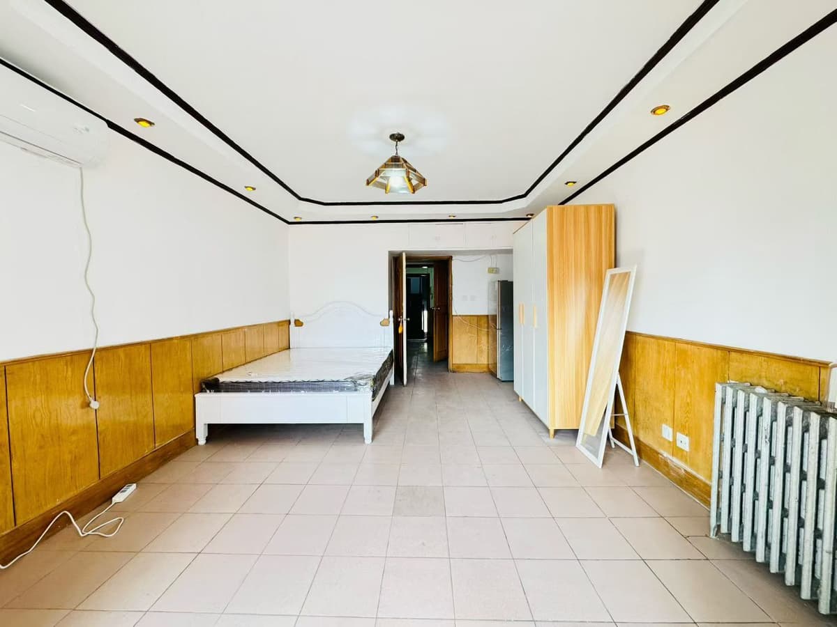 Xisi Station, Daguai Bang Hutong, 1bd