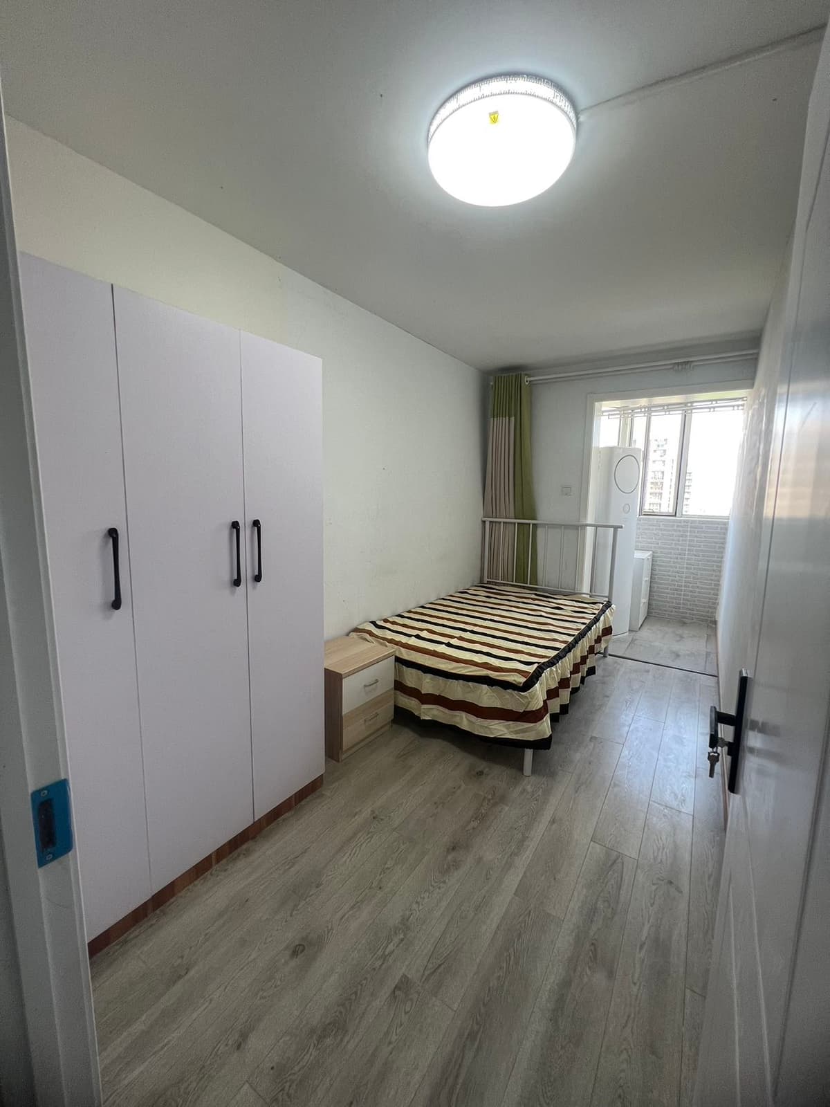 Shifoying Station, Shifoying Xili, Share house