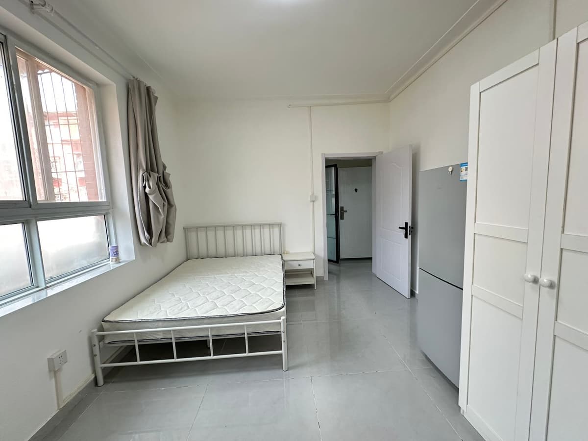 Shilipu Station, Balizhuang Dongli, 1bd