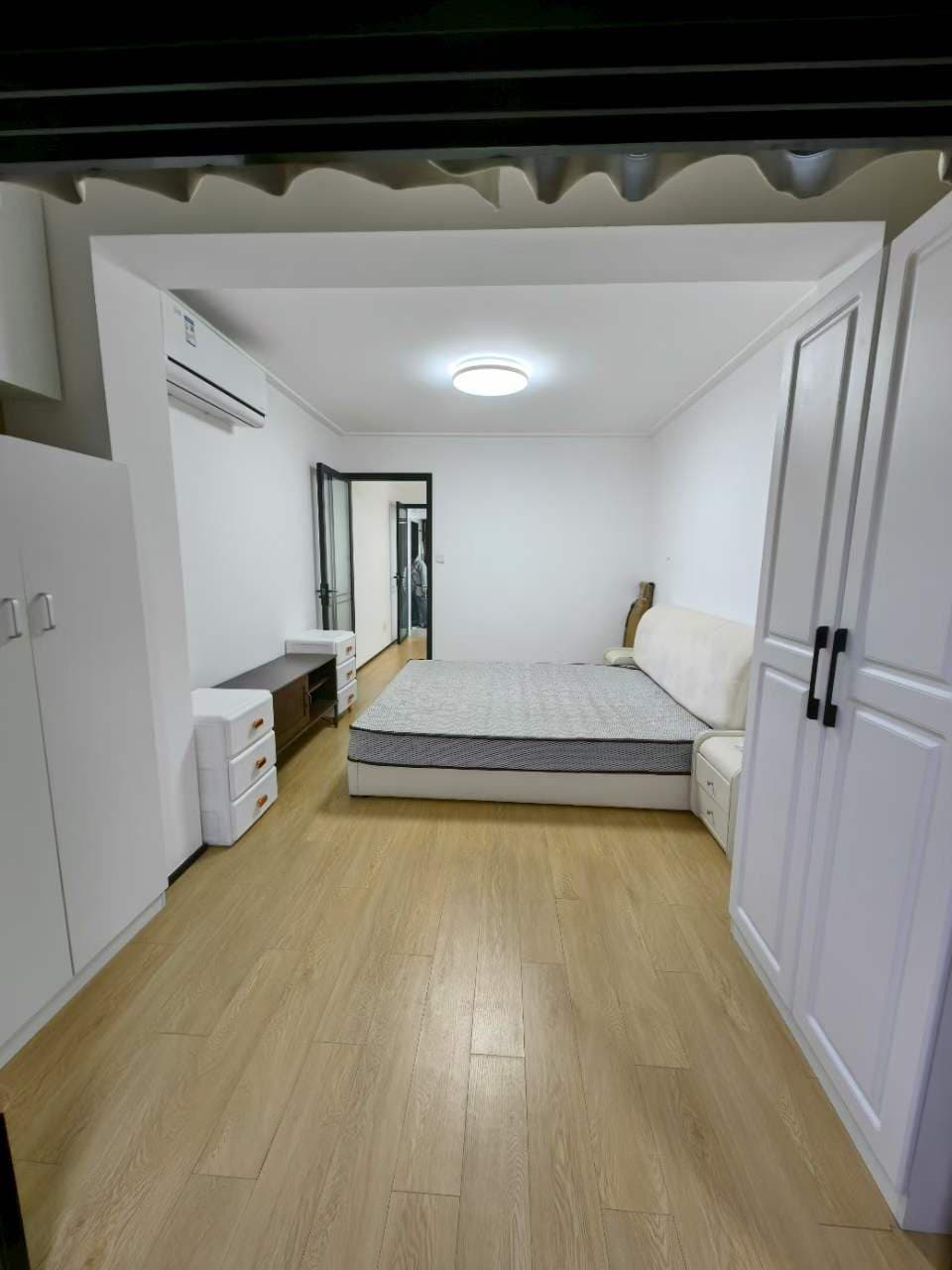 Caoyang Road Station, Luyi Xiaoqu, 1bd