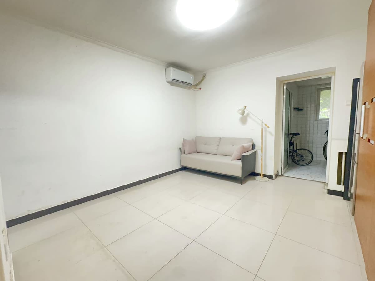 Dongba Station, Hongsongyuan, 1bd