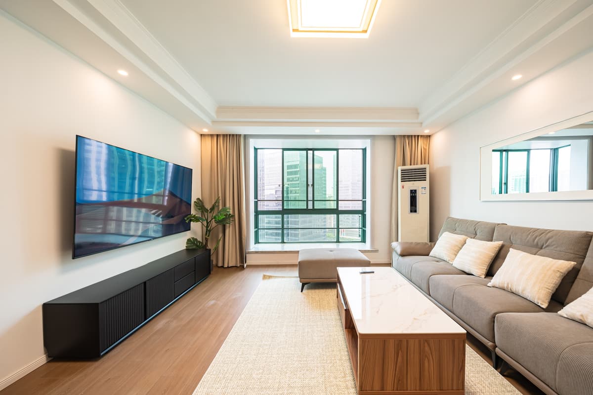 Hanzhong Road Station, Dongfang Rhine, 3bds