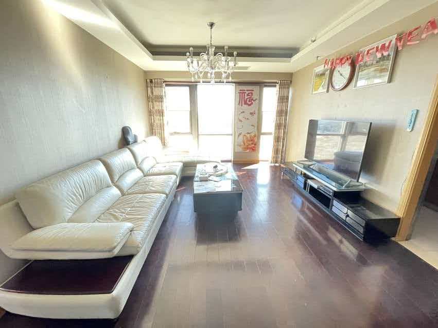 Jinghailu Station, Xing Yue International, 2brs 2ba