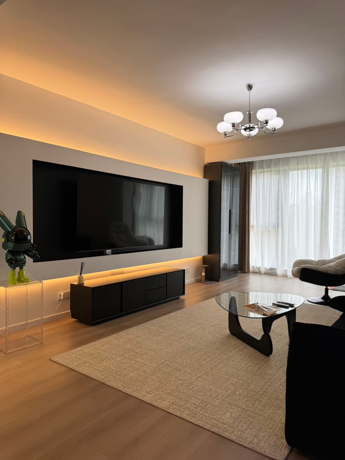 Xujiahui, Yadu International Garden Building 8 Unit 1001, 3bds