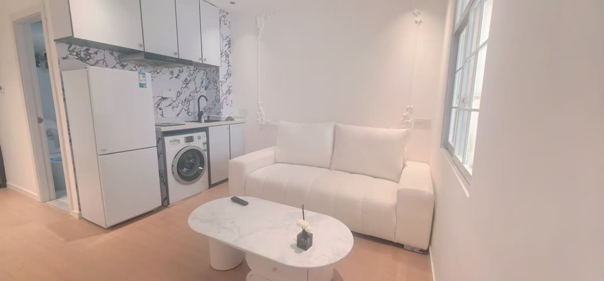 Langao Road, Xintiyu Square, 1bd