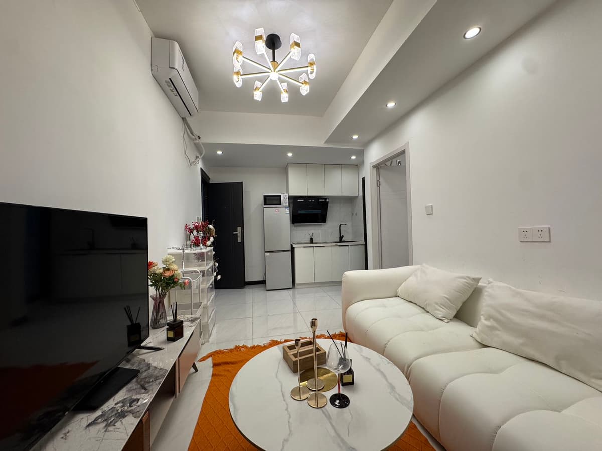 Caobaolu Station, Guangda Exhibition Center Tower F, 1bd