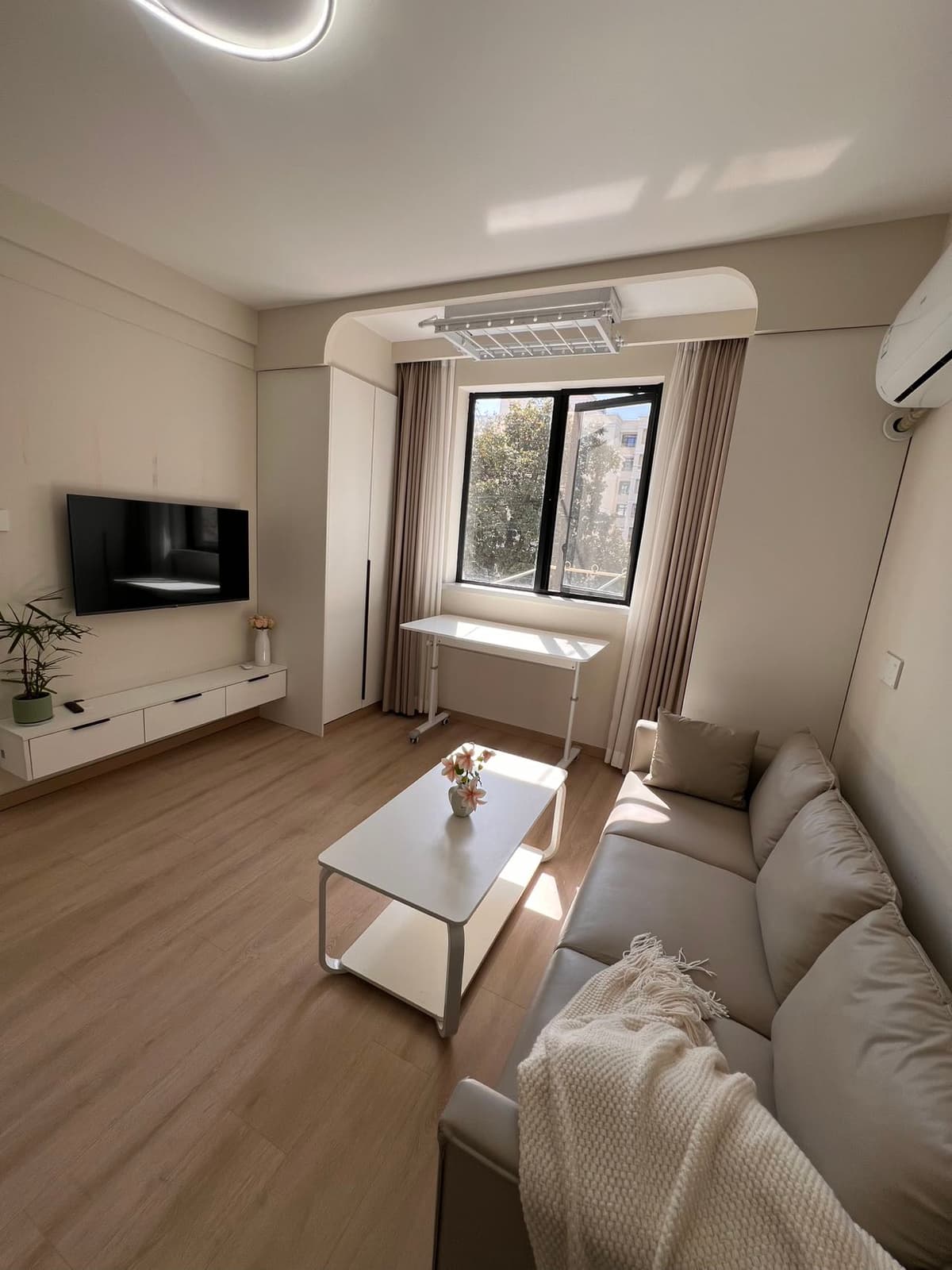 Yan'an West Road, 1768 Yan'an West Road, 1bd
