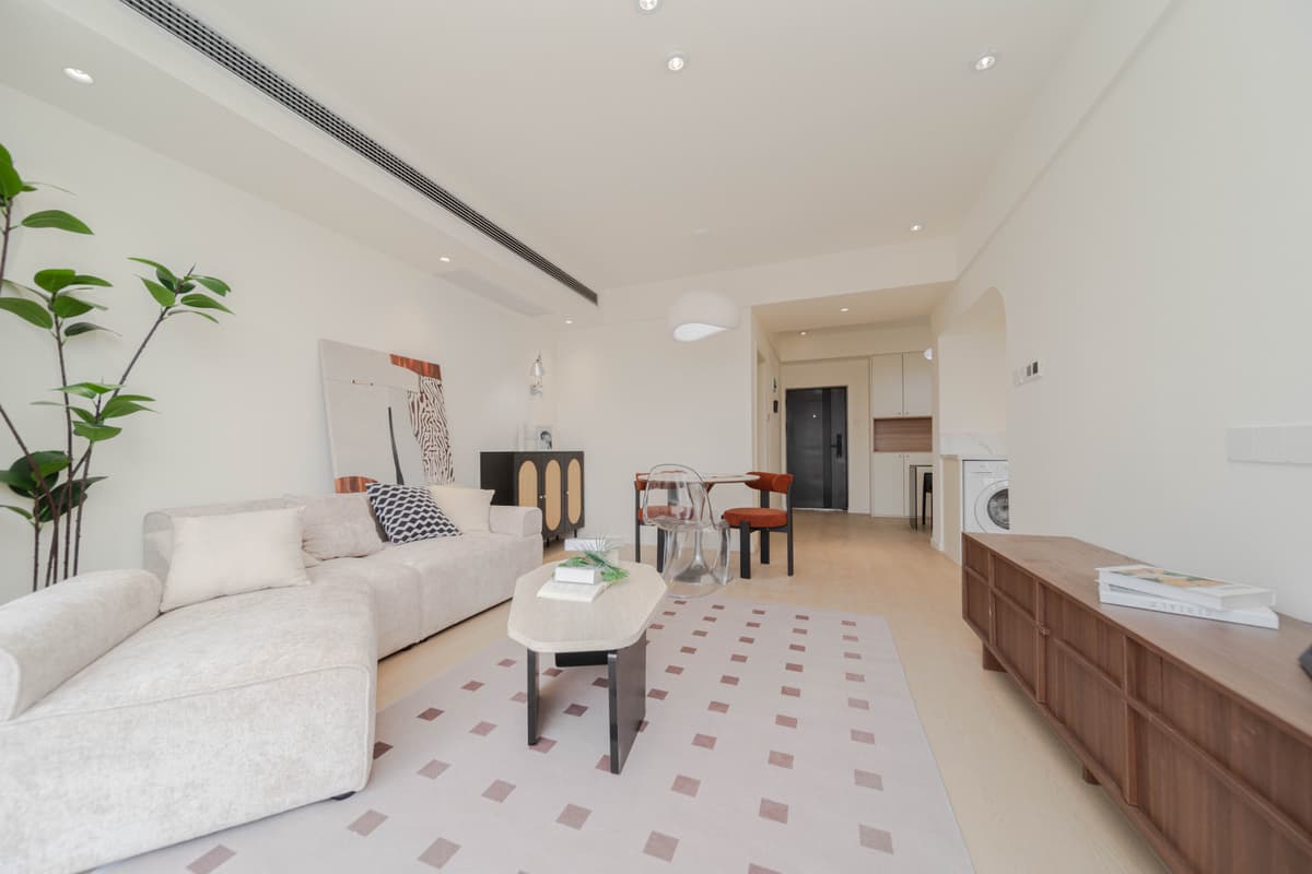 Longde Road Station, Greenland Century City, 2bds